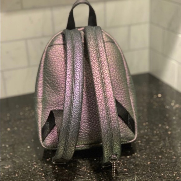 ***Rare*** Coach Oil Slick Backpack - Picture 4 of 7